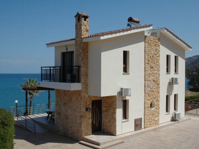 Ferienhaus Kalinousa am Meer, Pomos, Zypern